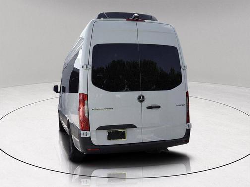 2025 Mercedes-Benz Sprinter 2500 High Roof