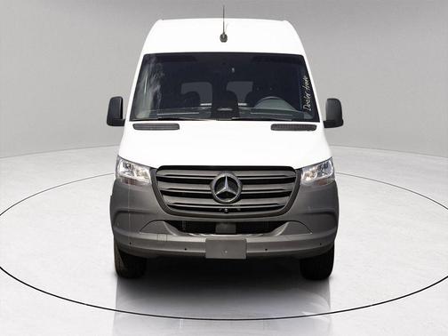2025 Mercedes-Benz Sprinter 2500 High Roof