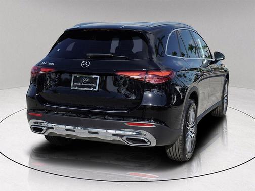 2026 Mercedes-Benz GLC 300 Base