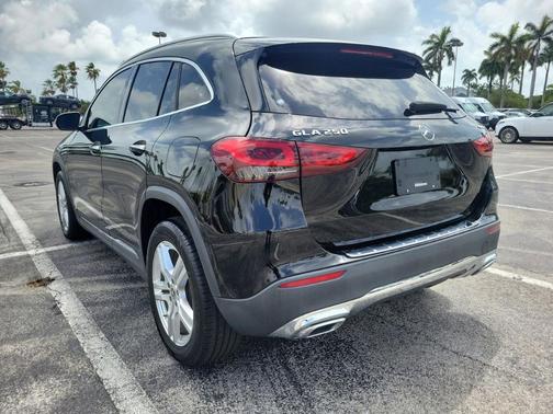 Midnight Black 2021 Mercedes-Benz GLA 250 Base 4MATIC