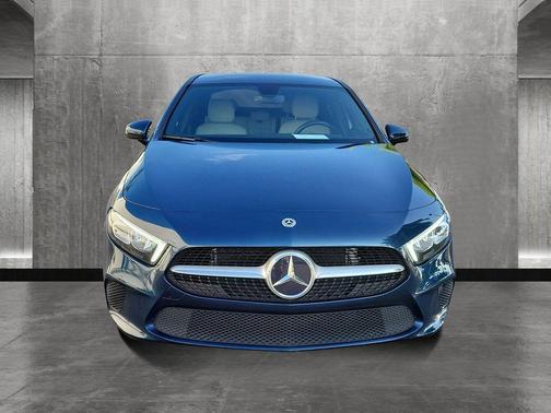 2022 Mercedes-Benz A-Class A 220