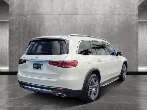2021 Mercedes-Benz GLS 450 4MATIC