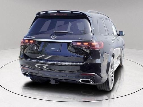 2026 Mercedes-Benz GLS 450 4MATIC