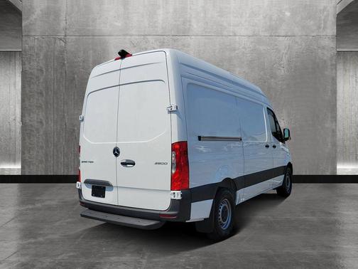 2025 Mercedes-Benz Sprinter 2500 Standard Roof