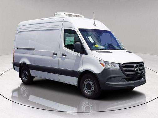 2025 Mercedes-Benz Sprinter 2500 Standard Roof
