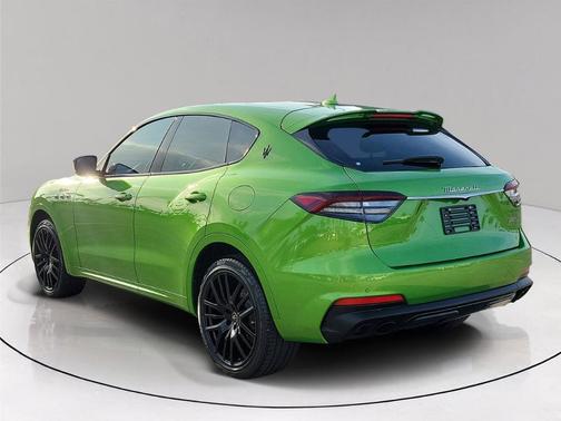 Urban Green 2023 Maserati Levante Modena