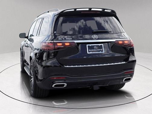 2026 Mercedes-Benz GLS 450 4MATIC