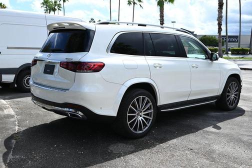 2022 Mercedes-Benz GLS 450 4MATIC