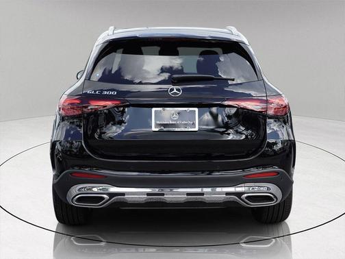 2025 Mercedes-Benz GLC 300 Base