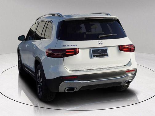 2026 Mercedes-Benz GLB 250 Base