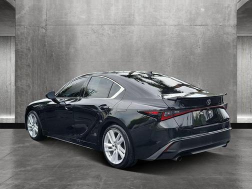 2022 Lexus IS 300 Base