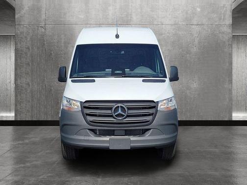 2025 Mercedes-Benz Sprinter 2500 High Roof