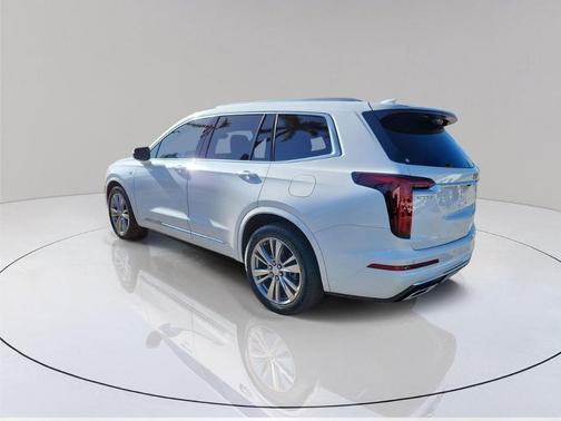 2023 Cadillac XT6 Premium Luxury FWD