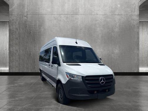 2022 Mercedes-Benz Sprinter 2500 High Roof