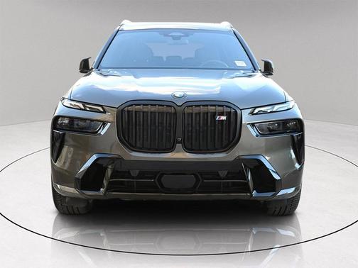 2024 BMW X7 M60i