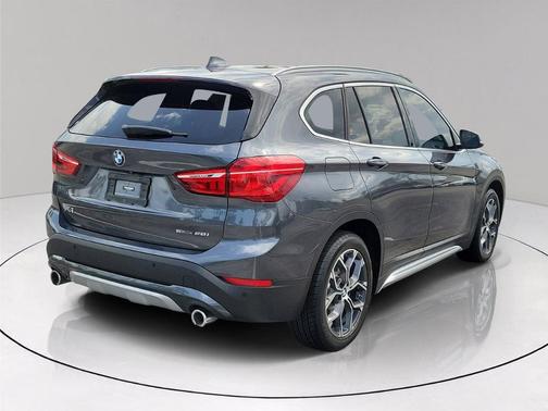 Mineral Gray Metallic 2022 BMW X1 sDrive28i