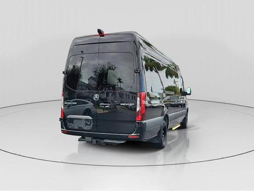 2025 Mercedes-Benz Sprinter 3500XD High Roof