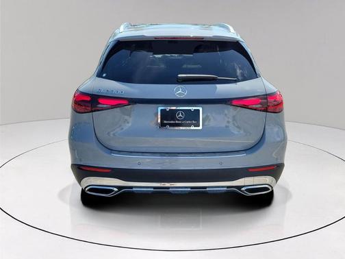 2026 Mercedes-Benz GLC 300 Base