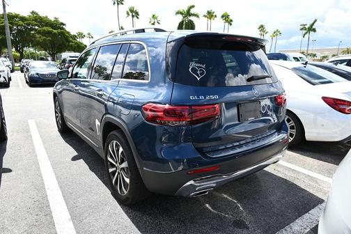 2022 Mercedes-Benz GLB 250 Base