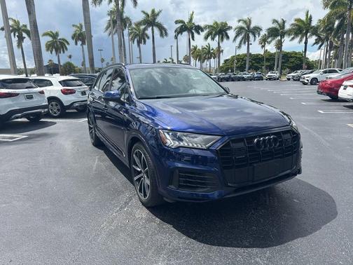 2021 Audi Q7 55 Prestige