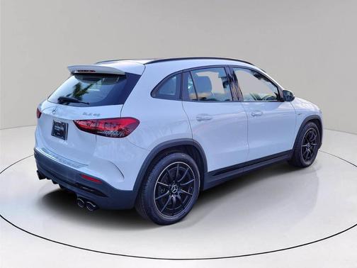 2022 Mercedes-Benz AMG GLA 45 Base