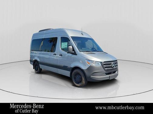 2025 Mercedes-Benz Sprinter 2500 144 WB Standard Roof Passenger