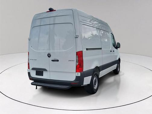 2026 Mercedes-Benz Sprinter 2500 Standard Roof