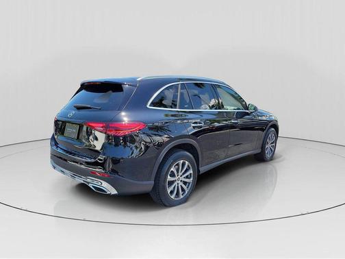 2025 Mercedes-Benz GLC 300 Base