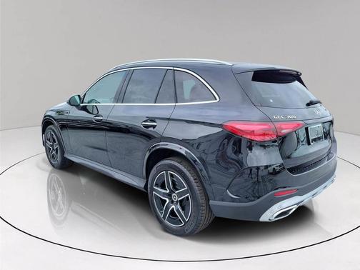 2026 Mercedes-Benz GLC 300 Base