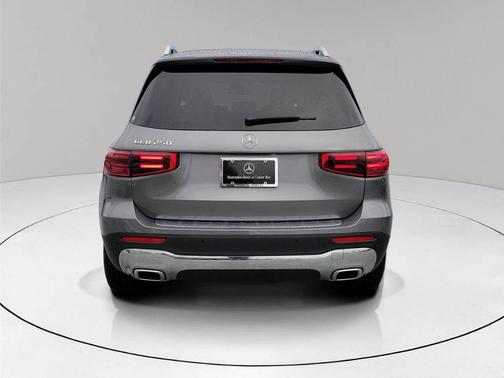 2026 Mercedes-Benz GLB 250 Base