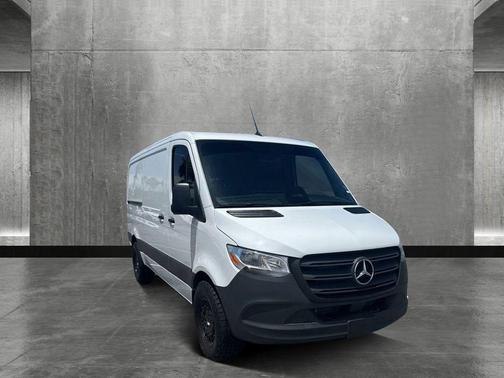 2025 Mercedes-Benz Sprinter 2500 144 WB