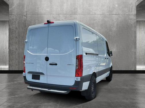 2025 Mercedes-Benz Sprinter 2500 144 WB