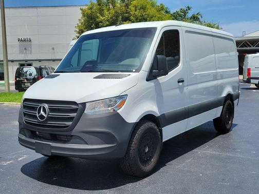2025 Mercedes-Benz Sprinter 2500 144 WB