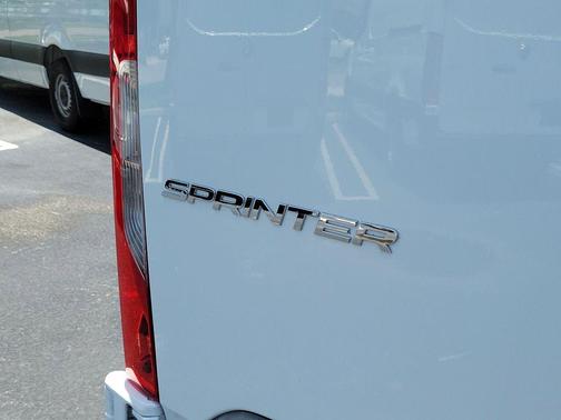 2025 Mercedes-Benz Sprinter 2500 144 WB