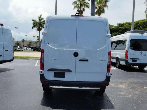 2025 Mercedes-Benz Sprinter 2500 144 WB