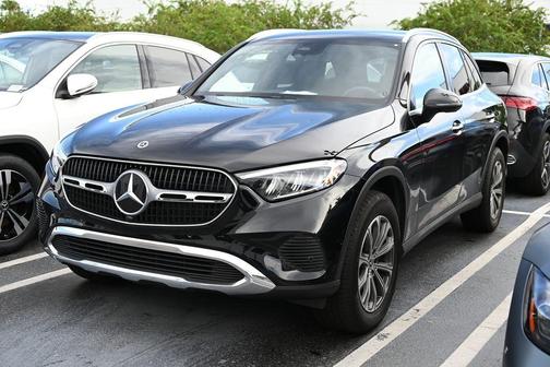 2025 Mercedes-Benz GLC 300 Base