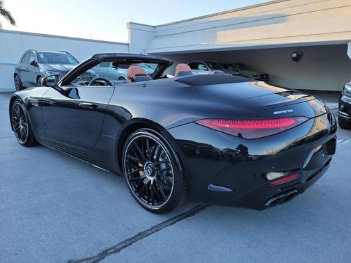 2023 Mercedes-Benz AMG SL 63 Base