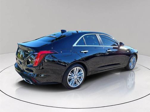 2025 Cadillac CT4 Premium Luxury
