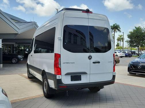 2024 Mercedes-Benz Sprinter 2500 144 WB Standard Roof Passenger