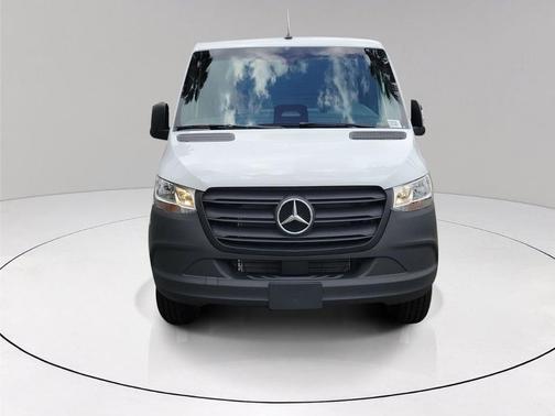 2026 Mercedes-Benz Sprinter 2500 Standard Roof
