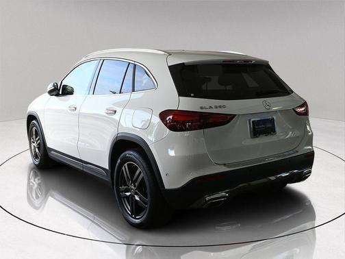 2025 Mercedes-Benz GLA 250 Base