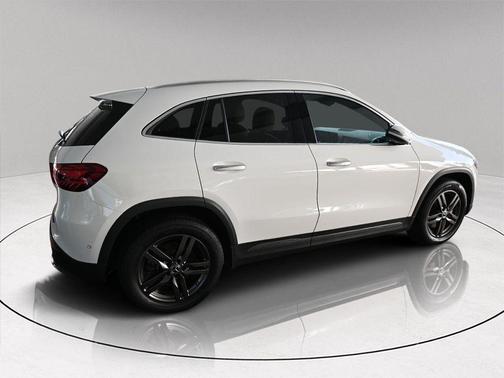 2025 Mercedes-Benz GLA 250 Base