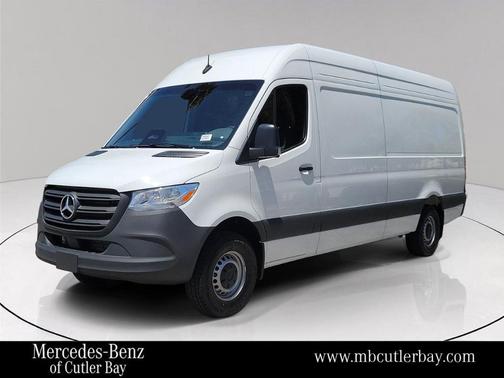 Arctic White 2026 Mercedes-Benz Sprinter 2500 High Roof