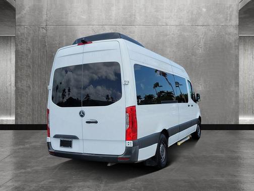 2021 Mercedes-Benz Sprinter 2500 High Roof