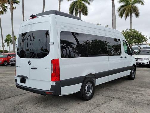 2025 Mercedes-Benz Sprinter 2500 High Roof