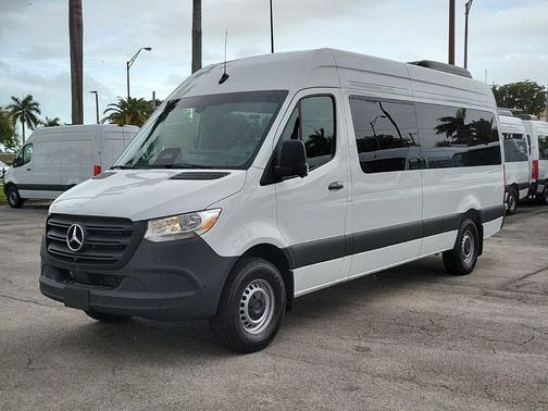 2025 Mercedes-Benz Sprinter 2500 High Roof