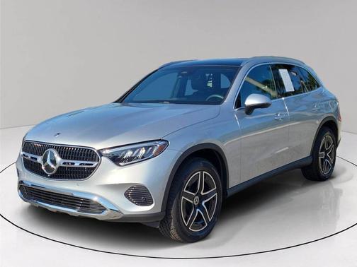 Cirrus Silver Metallic 2026 Mercedes-Benz GLC 300 Base
