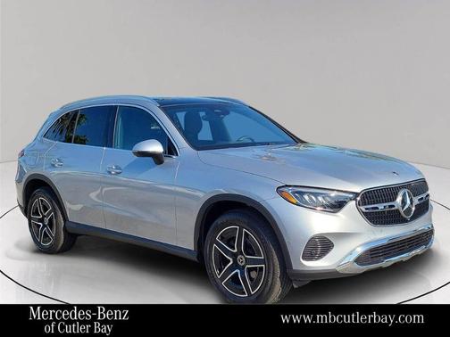 Cirrus Silver Metallic 2026 Mercedes-Benz GLC 300 Base