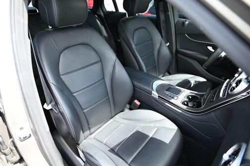 2021 Mercedes-Benz GLC 300 Base