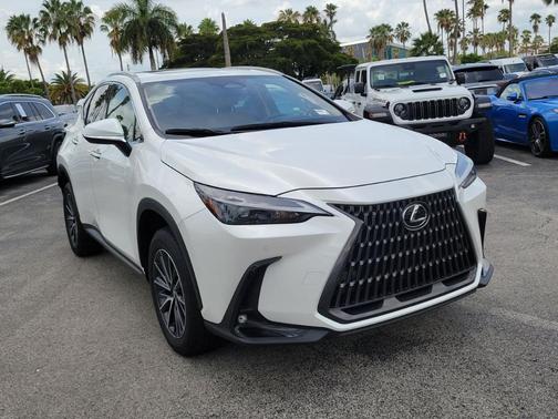 White Pearl 2024 Lexus NX 350 Premium